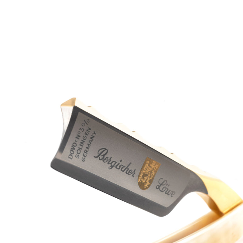 Dovo - "Bergischer Löwe" Straight Razor, African Cow Horn Handle, Spanish Point, 6/8"