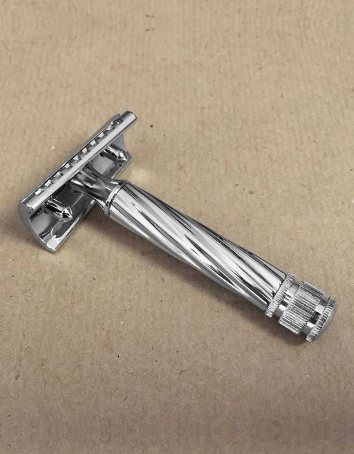 Fatip - Lo Storto Gentile Closed Comb Safety Razor, Chrome