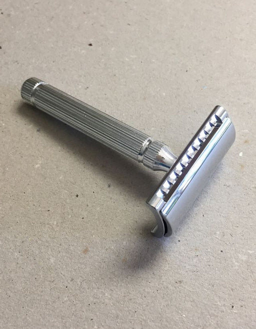 Fatip - il Piccolo Gentile Closed Comb Safety Razor, Chrome
