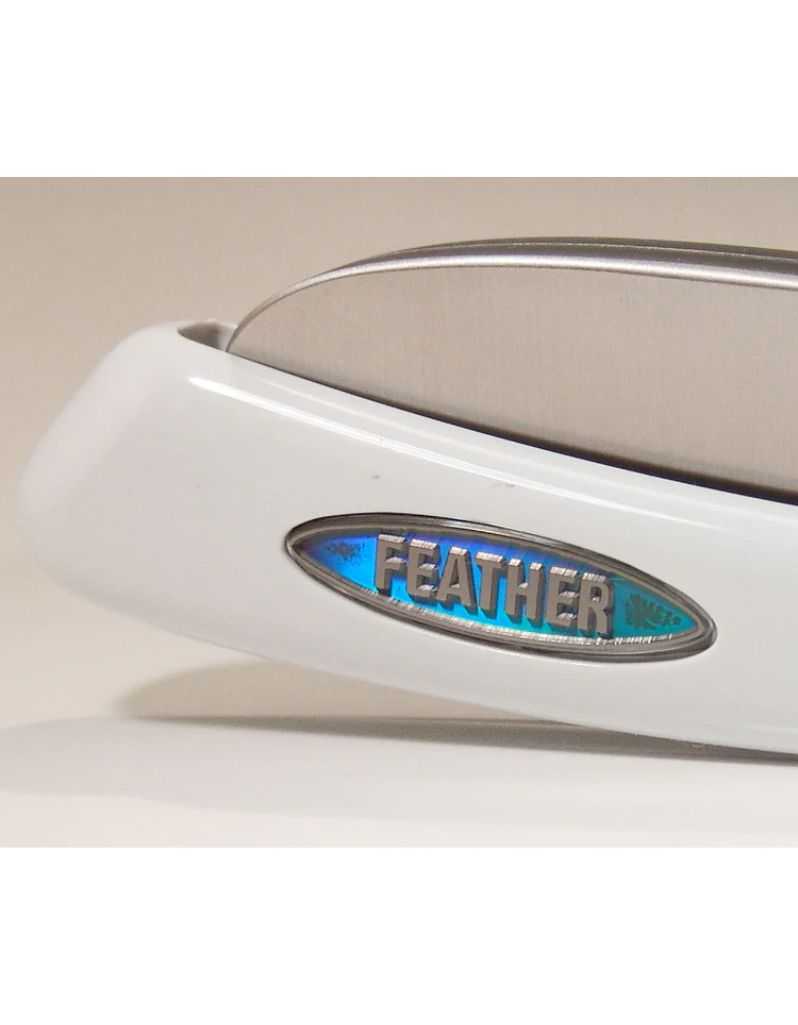 Feather - Artist Club DX Folding Pearl-White Razor