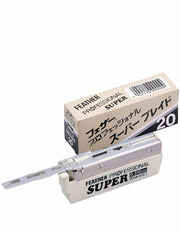 Feather Super Blades for thick beard hair with high blade exposure. 20-count stainless steel blades. Made in Japan.
