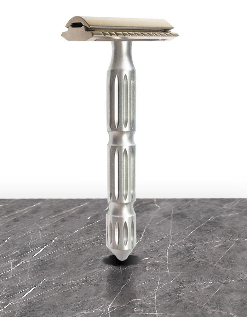 The Goodfellas' Smile - Gladio Safety Razor, Closed Comb - New England Shaving Company
